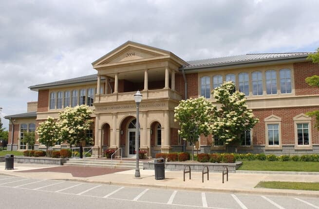 Macomb County City Building